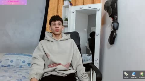 Snapshot of john_ssnow29 chatting on 01/15/25, 09:51 john_ssnow29 online show from 01/15/25, 09:51