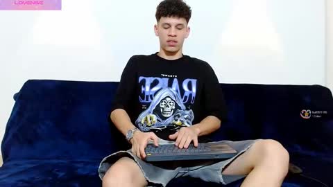 Snapshot of john_ssnow29 chatting on 09/14/25, 11:31 john_ssnow29 online show from 09/14/25, 11:31