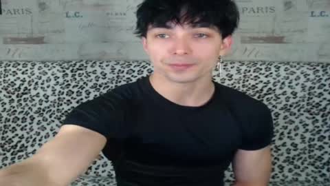 Snapshot of john_vibe chatting on 04/27/26, 07:45 john_vibe online show from 04/27/26, 07:45