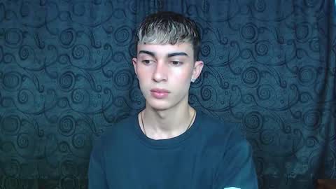 Snapshot of john_vichenso chatting on 12/18/25, 10:49 John Vichenso online show from 12/18/25, 10:49