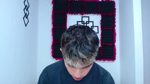 Snapshot of john_vichenso chatting on 01/12/26, 04:07 John Vichenso online show from 01/12/26, 04:07