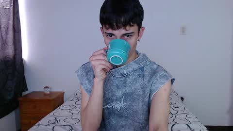 Snapshot of john_vichenso chatting on 04/06/26, 09:49 John Vichenso online show from 04/06/26, 09:49