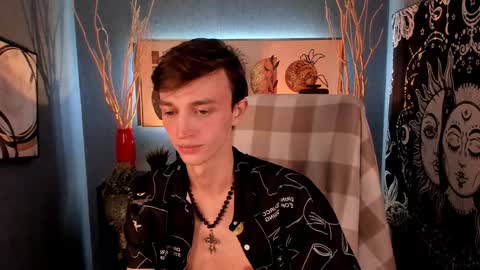 Snapshot of john_weasley chatting on 01/25/25, 11:54 John online show from 01/25/25, 11:54