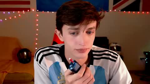 Snapshot of john_winx chatting on 03/09/26, 12:53 john_winx online show from 03/09/26, 12:53