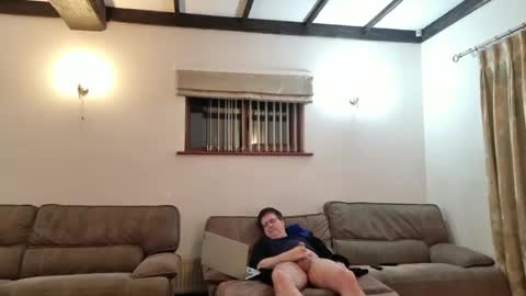 Snapshot of johnathan_stuart33 chatting on 02/22/26, 12:12 johnathan_stuart33 online show from 02/22/26, 12:12