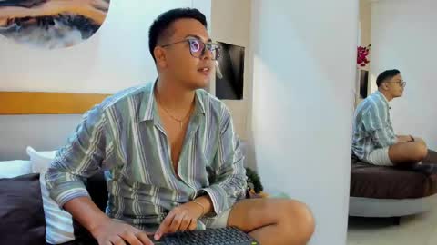 Snapshot of johnbelrose chatting on 10/08/25, 08:28 johnbelrose online show from 10/08/25, 08:28