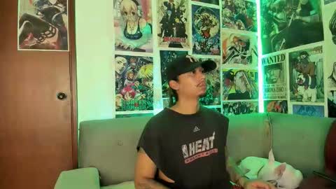 Snapshot of johncarrie chatting on 03/25/26, 03:12 John carrie Independent Help me reach my goal 100 likes and 10000 followers online show from 03/25/26, 03:12