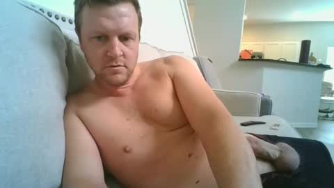 Snapshot of johnd101020 chatting on 11/10/25, 07:02 johnd101020 online show from 11/10/25, 07:02