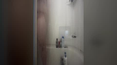 Snapshot of johndeepinn chatting on 06/15/26, 05:15 johndeepinn online show from 06/15/26, 05:15