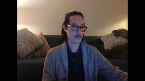 Johnee online show from 10/24/25, 08:22