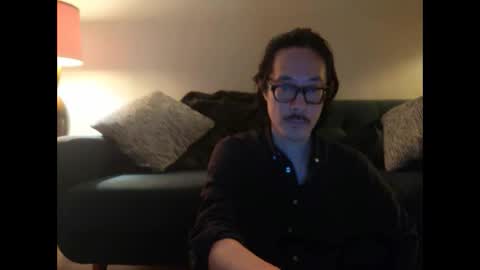 Johnee online show from 10/26/25, 08:09