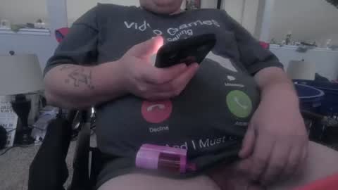 Snapshot of johnfernandez784 chatting on 06/29/26, 10:15 johnfernandez784 online show from 06/29/26, 10:15