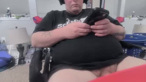 Snapshot of johnfernandez784 chatting on 07/01/26, 01:45 johnfernandez784 online show from 07/01/26, 01:45