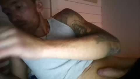 Snapshot of johngiaver3 chatting on 05/16/26, 01:54 johngiaver3 online show from 05/16/26, 01:54