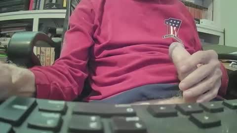 Snapshot of johngp777 chatting on 03/24/26, 05:40 johngp777 online show from 03/24/26, 05:40