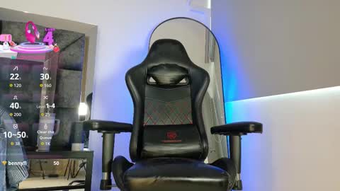 Snapshot of johnjaguar_ chatting on 03/11/26, 02:34 johnjaguar online show from 03/11/26, 02:34