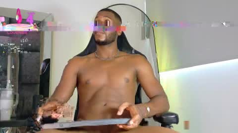 Snapshot of johnjaguar_ chatting on 04/12/26, 04:56 johnjaguar online show from 04/12/26, 04:56