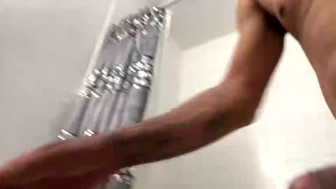 Snapshot of johnjonnnn28 chatting on 03/06/25, 03:02 johnjonnnn28 online show from 03/06/25, 03:02