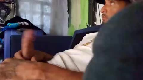 Snapshot of johnjonnnn28 chatting on 10/12/25, 09:47 johnjonnnn28 online show from 10/12/25, 09:47