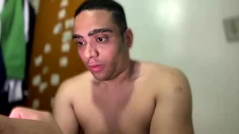 Snapshot of johnjow10 chatting on 02/28/25, 06:31 JOHN online show from 02/28/25, 06:31