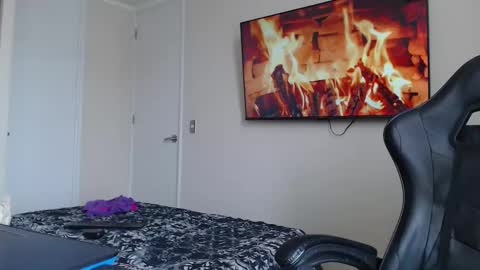 john online show from 09/19/25, 05:57