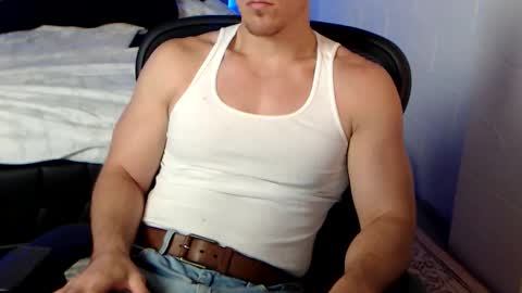 Snapshot of johnnieredd chatting on 05/20/26, 07:09 Johnnie Redd online show from 05/20/26, 07:09