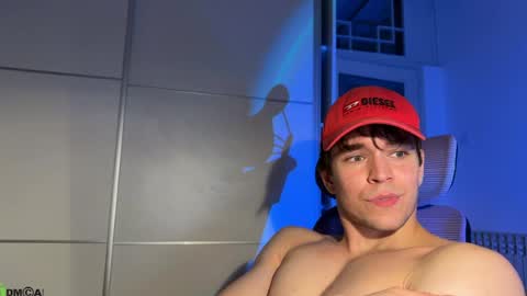 Snapshot of johnnnyhorny chatting on 03/26/26, 08:58 Johnny online show from 03/26/26, 08:58