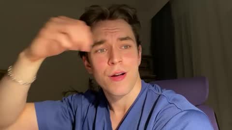 Snapshot of johnnnyhorny chatting on 04/06/26, 05:25 Johnny online show from 04/06/26, 05:25