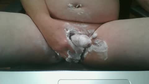 Snapshot of johnny972925 chatting on 12/09/24, 12:08 johnny972925 online show from 12/09/24, 12:08