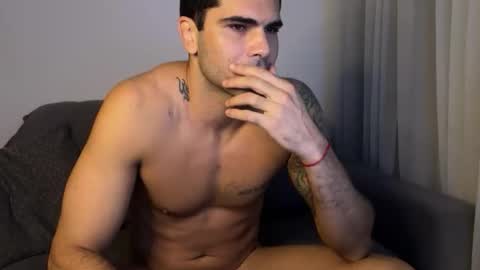 Snapshot of johnny__b0y chatting on 03/04/26, 01:44 Johnny b0y online show from 03/04/26, 01:44