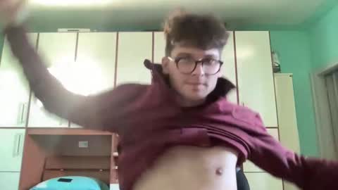 Snapshot of johnny__wood chatting on 01/12/25, 03:03 Johnny online show from 01/12/25, 03:03