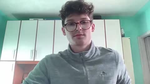 Snapshot of johnny__wood chatting on 01/29/25, 02:10 Johnny online show from 01/29/25, 02:10