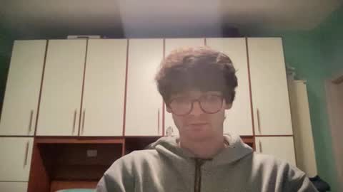 Snapshot of johnny__wood chatting on 12/14/25, 04:01 Johnny online show from 12/14/25, 04:01