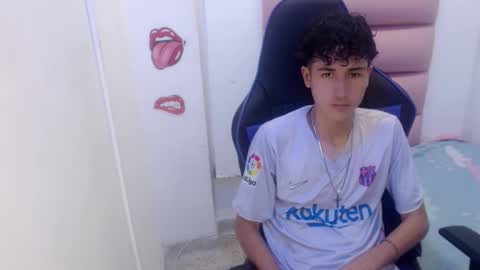 johnny_cagee online show from 12/09/24, 03:29