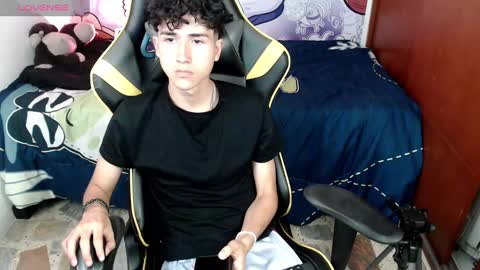 johnny_cagee online show from 12/11/24, 10:25