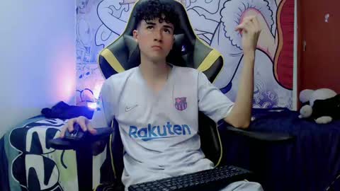 johnny_cagee online show from 12/15/24, 06:18