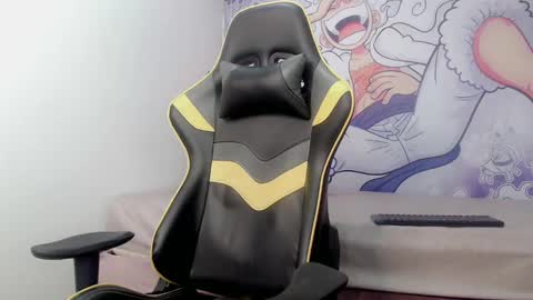 Snapshot of johnny_cagee chatting on 01/15/25, 07:05 johnny_cagee online show from 01/15/25, 07:05