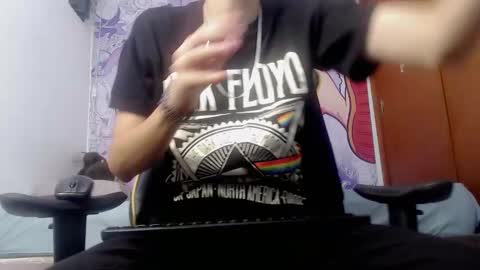 johnny_cagee online show from 02/01/25, 04:46