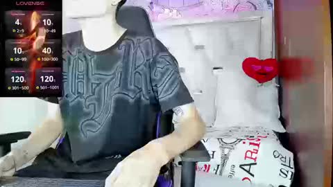 Snapshot of johnny_cagee chatting on 03/13/26, 05:03 johnny_cagee online show from 03/13/26, 05:03