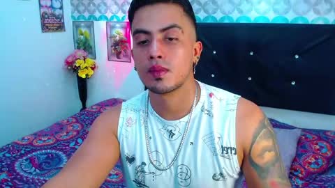 Johnny online show from 05/08/26, 09:36