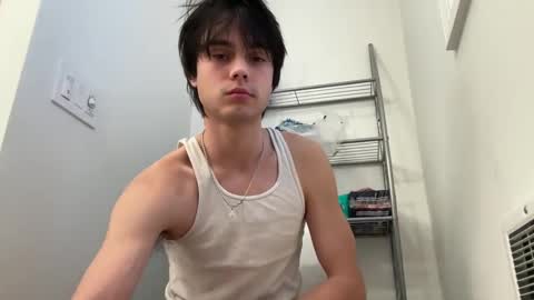 Snapshot of johnnybigd2005 chatting on 01/23/25, 08:45 johnnybigd2005 online show from 01/23/25, 08:45