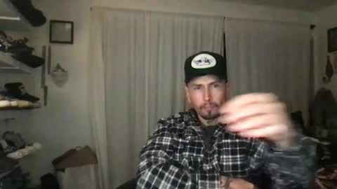 Snapshot of johnnydeep66 chatting on 12/23/24, 09:27 JohnnyDeep66 online show from 12/23/24, 09:27