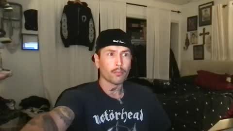 Snapshot of johnnydeep66 chatting on 12/03/25, 10:13 JohnnyDeep66 online show from 12/03/25, 10:13