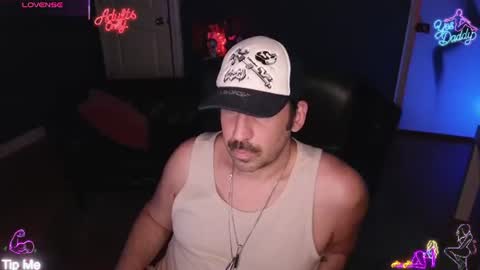 Snapshot of johnnyfromspace chatting on 06/10/26, 04:01 Johnny from Space online show from 06/10/26, 04:01