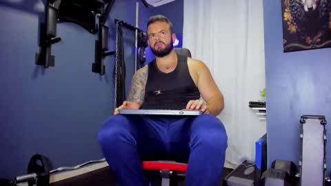 Snapshot of johnnygrayson_ chatting on 12/15/24, 10:37 JOHNNY online show from 12/15/24, 10:37