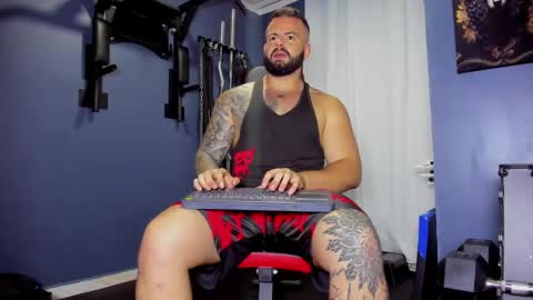 Snapshot of johnnygrayson_ chatting on 02/02/25, 11:32 JOHNNY online show from 02/02/25, 11:32