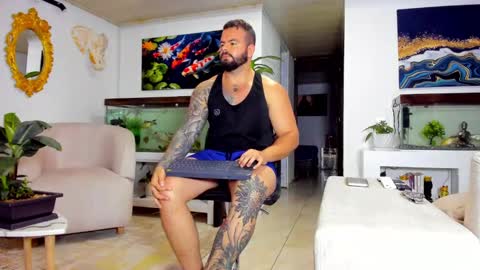 Snapshot of johnnygrayson_ chatting on 03/10/25, 01:12 JOHNNY online show from 03/10/25, 01:12