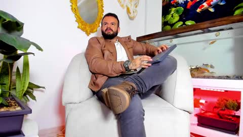 Snapshot of johnnygrayson_ chatting on 03/11/25, 01:26 JOHNNY online show from 03/11/25, 01:26