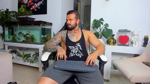 Snapshot of johnnygrayson_ chatting on 10/06/25, 11:24 JOHNNY online show from 10/06/25, 11:24