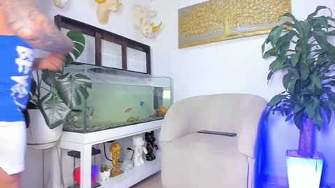 JOHNNY online show from 03/04/26, 12:38